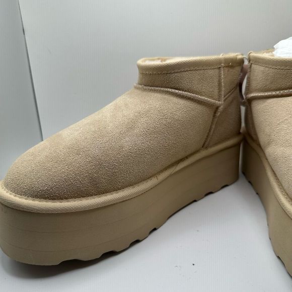 CUSHIONAIRE Women's Genuine Suede pull platform boot +Memory Foam 9.5 WIDE SAND - Picture 7 of 7